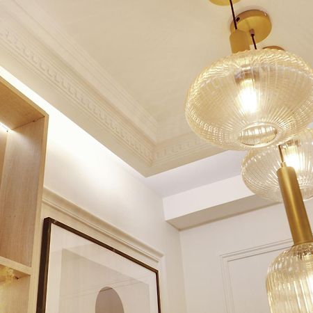 Off Majesti Upper Marais Apartment- Rue Du Faubourg Saint-Martin Париж Экстерьер фото
