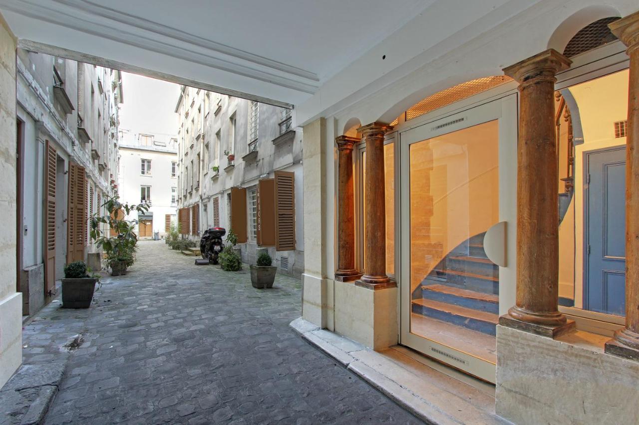 Off Majesti Upper Marais Apartment- Rue Du Faubourg Saint-Martin Париж Экстерьер фото